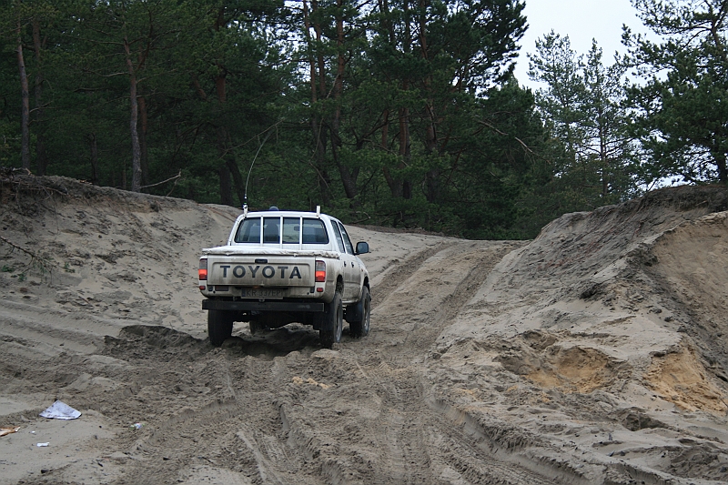 HL Groundhog Day 081